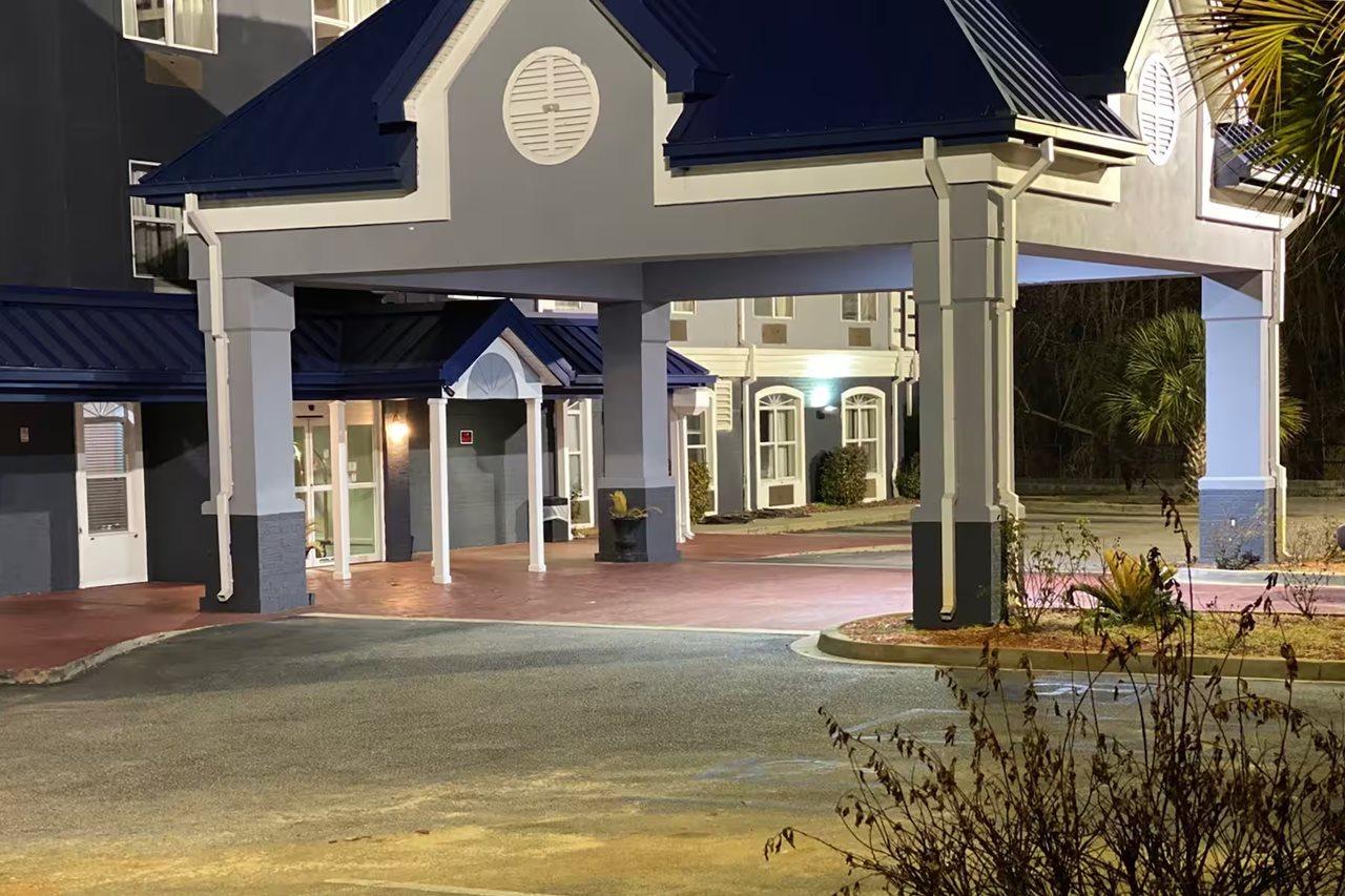 Baymont By Wyndham Sumter Hotell Eksteriør bilde