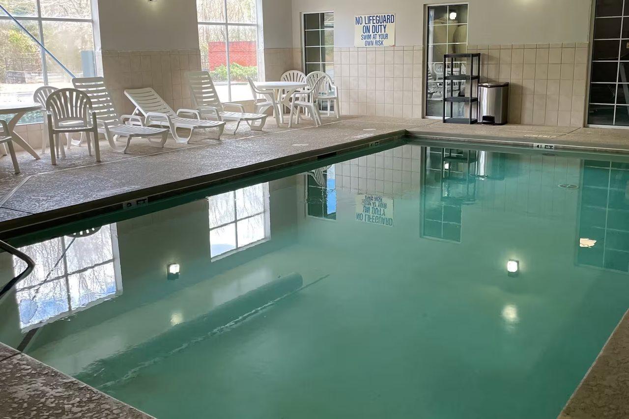 Baymont By Wyndham Sumter Hotell Eksteriør bilde